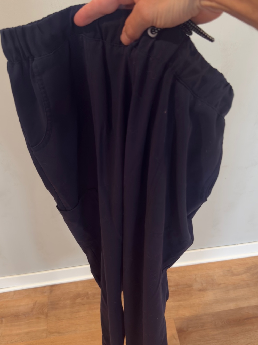 Women’s navy scrub pants